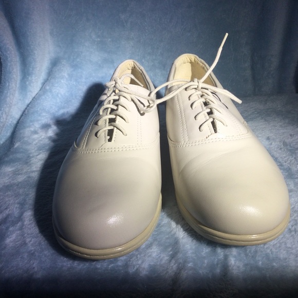 Women’s Comfort Shoes by SAS SIZE 10 and 1/2 - Picture 2 of 14